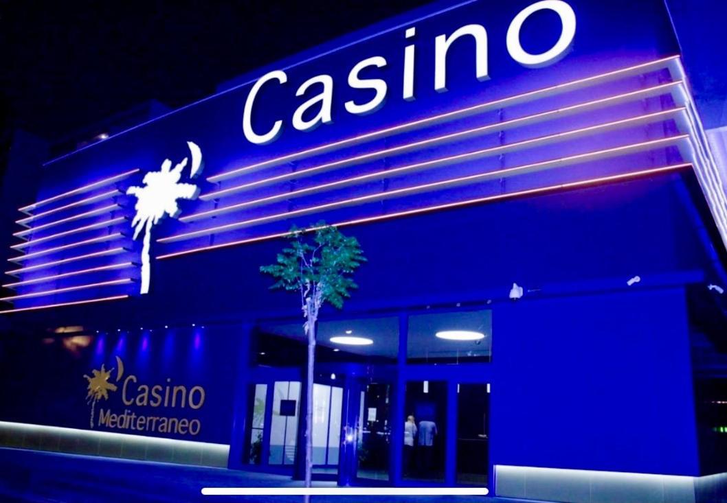 Апартаменты Ducado Playa Бенидорм Экстерьер фото